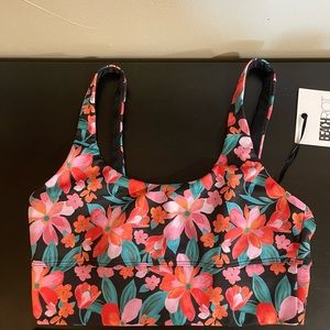 Beach Riot Leah Top Size M NWT